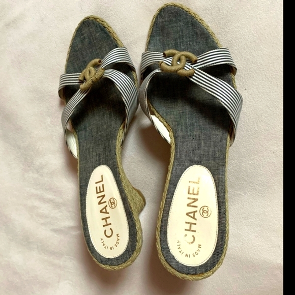 CHANEL Wedge Espadrille Sandals Size 38.5 - Picture 7 of 8